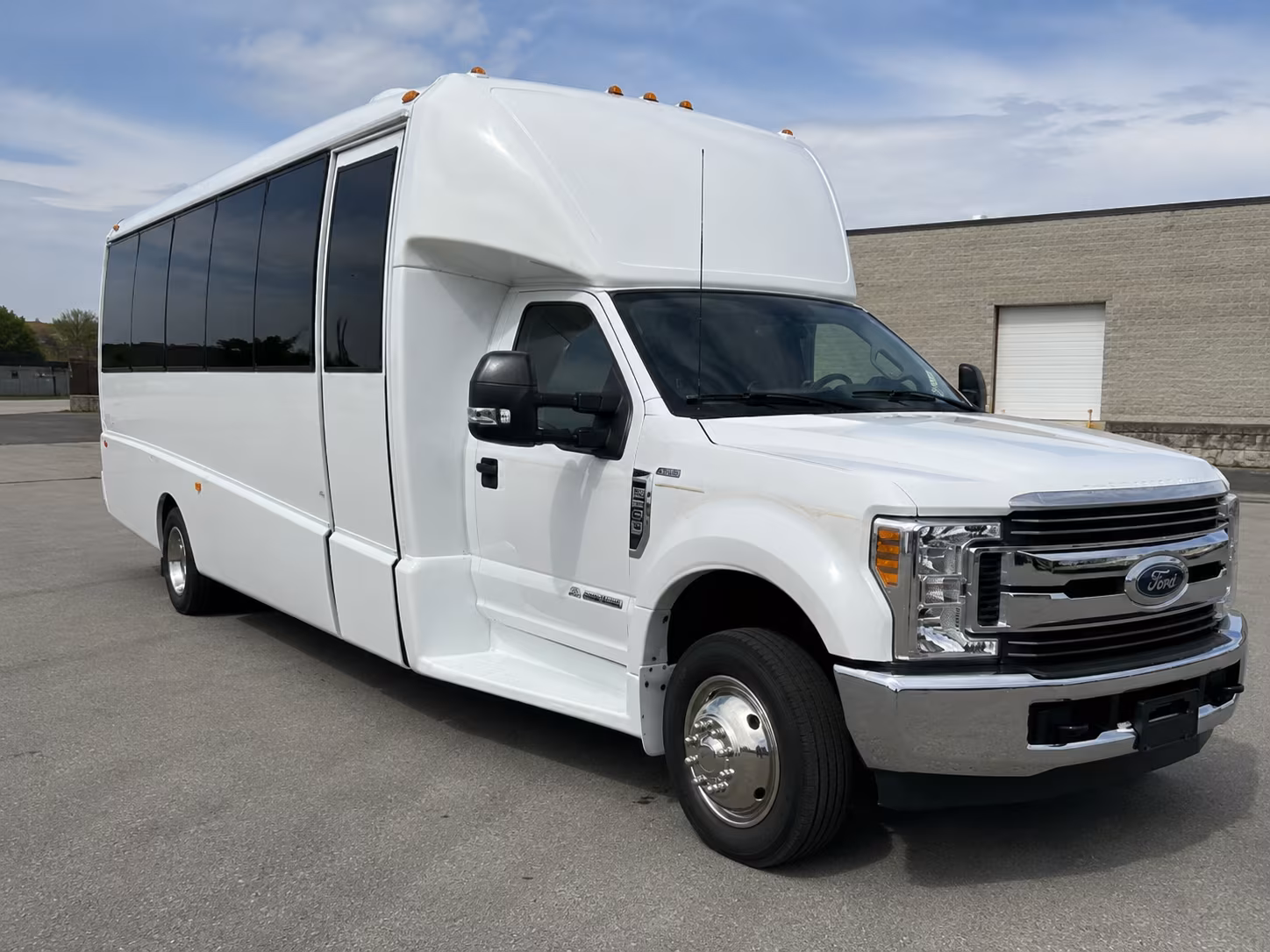 charter buses for science museum field trips from pleasanton schools