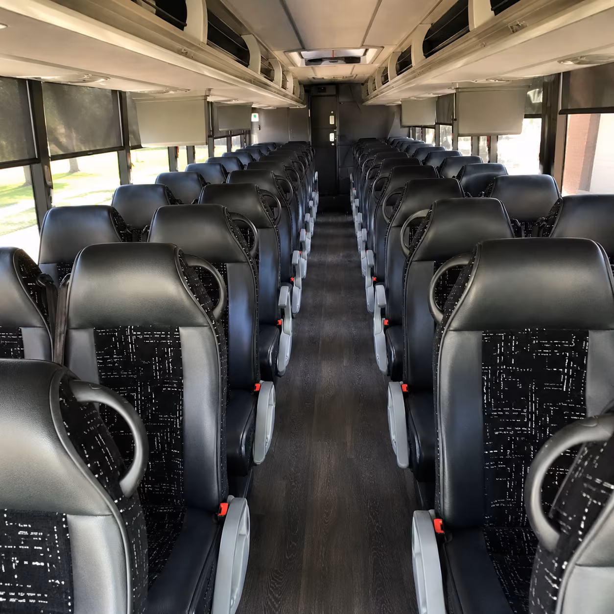 long distance charter bus rentals from pleasanton to los angeles