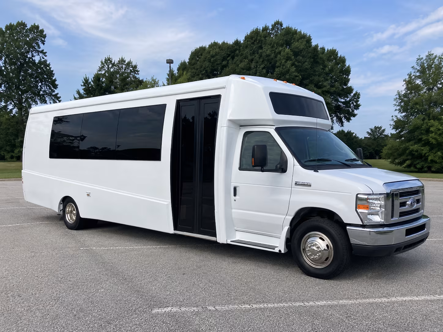 pleasanton 18 passenger party bus