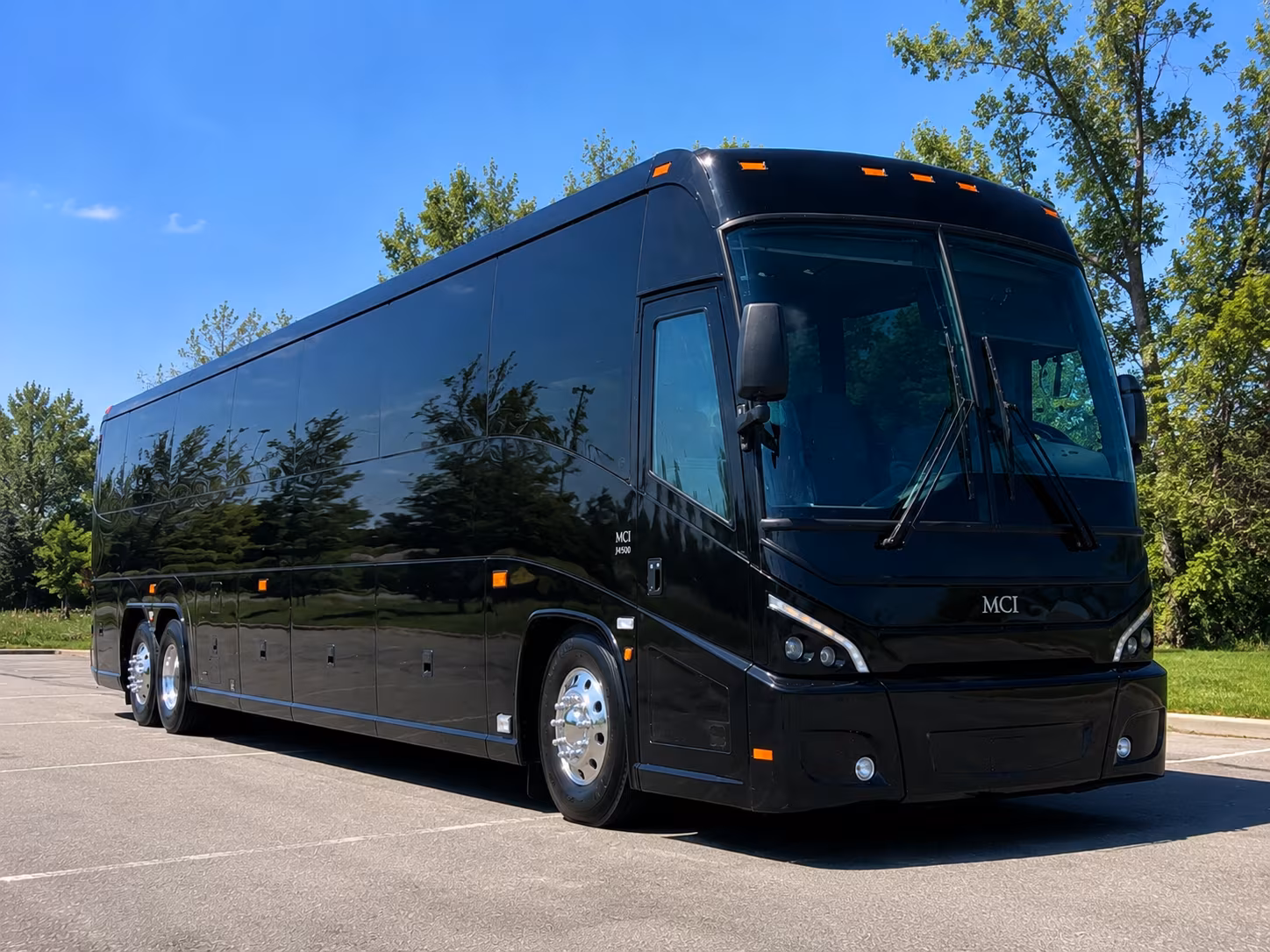 shuttle buses for federal agency offices and government campuses in the east bay